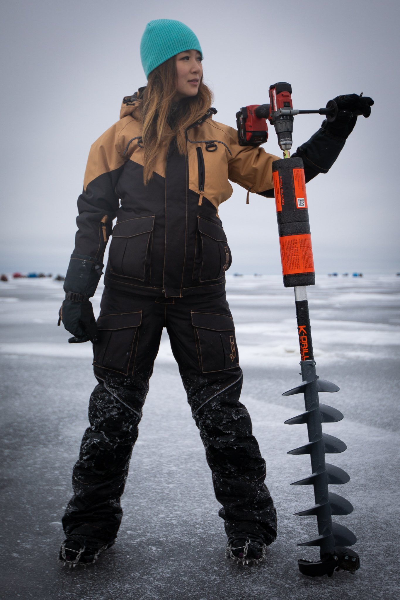 Function Meets Style with Women’s Avid Ice Fishing Suit