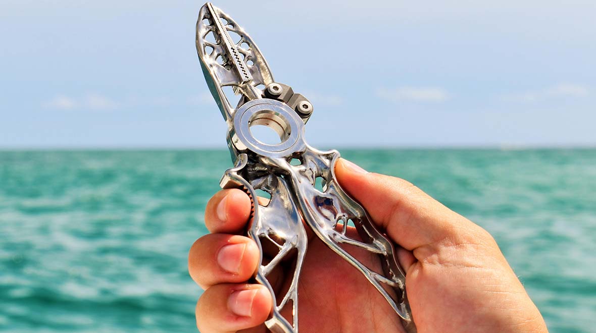 pliers
